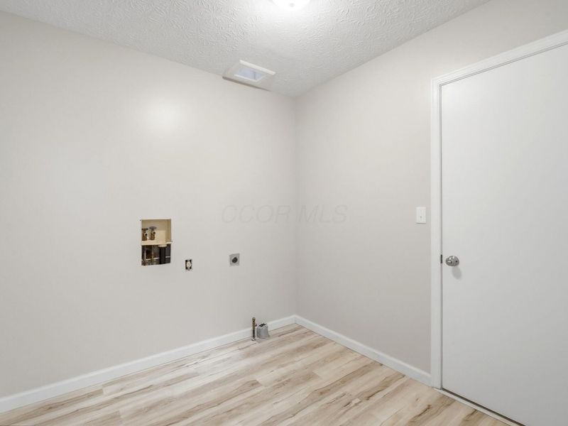 8354 Papillon Avenue , Reynoldsburg, OH 43068 Photo 33