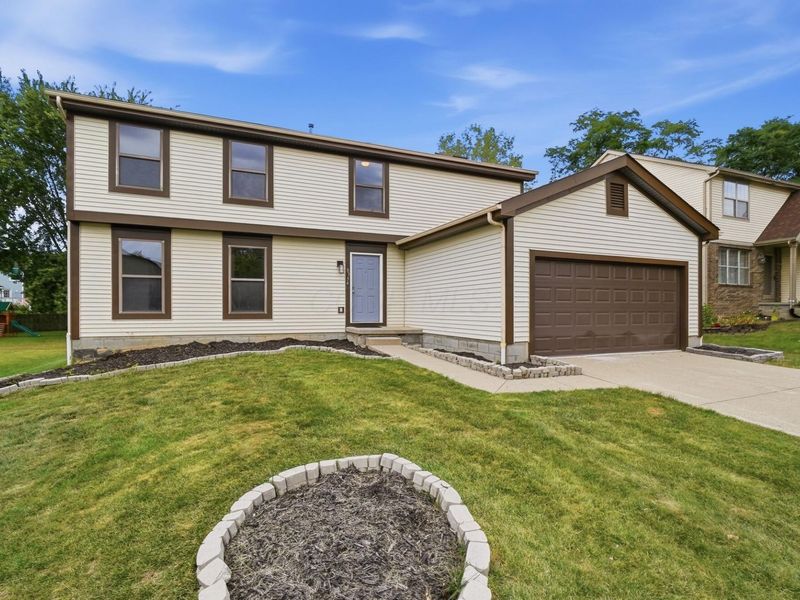 8354 Papillon Avenue , Reynoldsburg, OH 43068 Photo 4