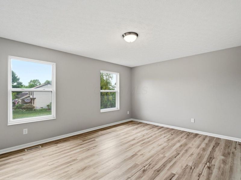 8354 Papillon Avenue , Reynoldsburg, OH 43068 Photo 40