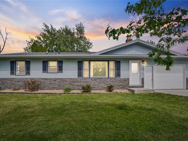 124 14th Avenue SE, Independence, IA 50644