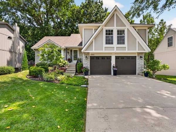 12165 S Alcan Street, Olathe, KS 66062