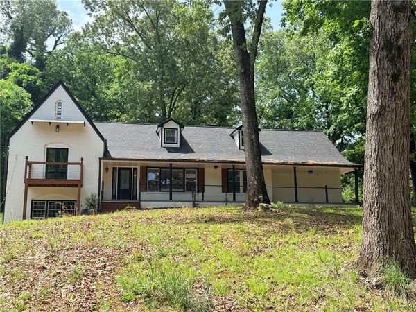 2340 Highview Road , Atlanta, GA 30311