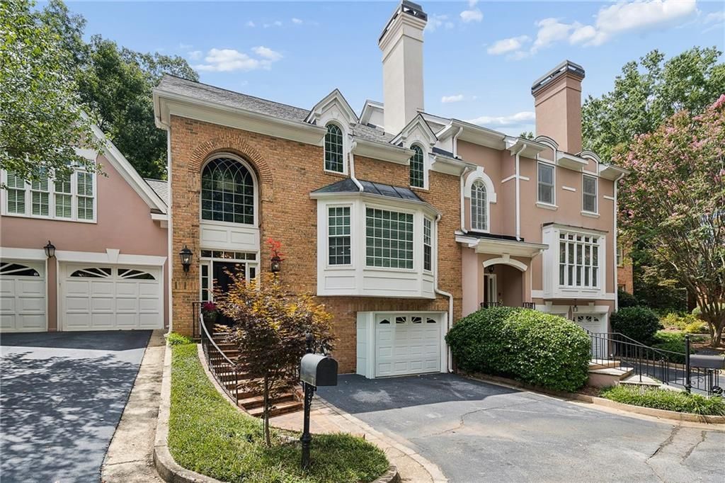 682 S Ponce Court Ne, Atlanta, GA 30307 Main Photo