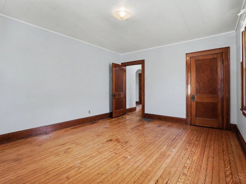 924 Chateau Avenue, Cincinnati, OH 45204 Photo 10