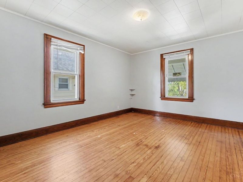 924 Chateau Avenue, Cincinnati, OH 45204 Photo 8