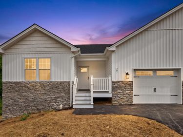 301 WILLOW OAKS DR, ELKTON, VA 22827