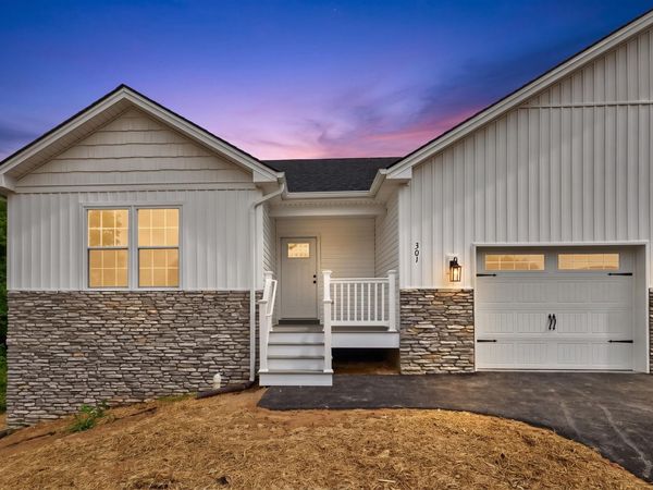 301 WILLOW OAKS DR, ELKTON, VA 22827