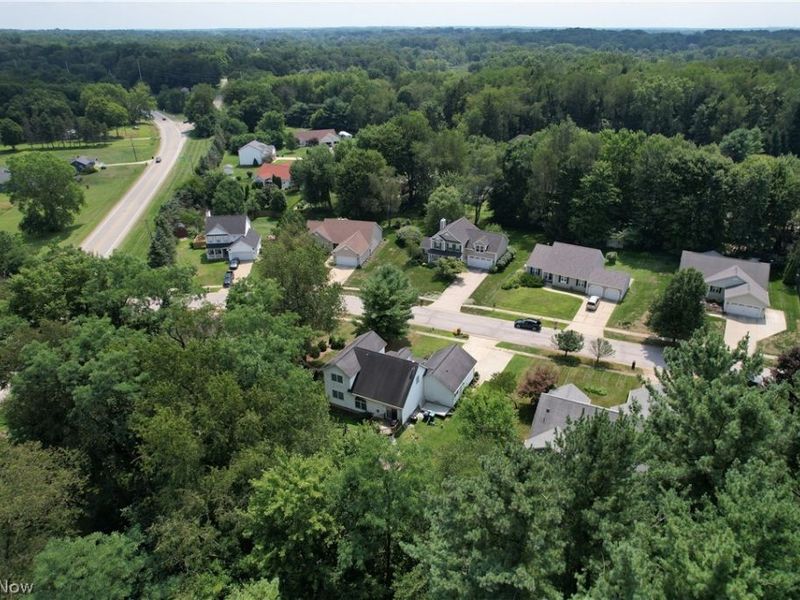 3328 Pine Ridge Drive, Ravenna, OH 44266 Photo 11