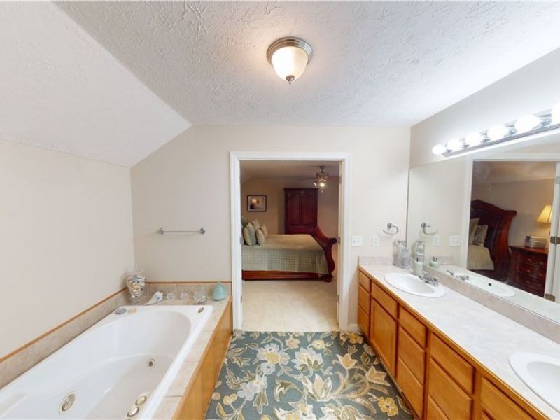 3328 Pine Ridge Drive, Ravenna, OH 44266 Photo 37
