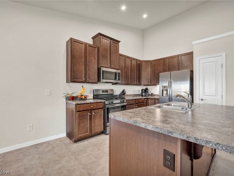 9239 Nash Lane, North Ridgeville, OH 44039 Photo 16