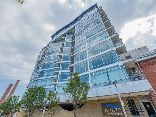 1237 Washington Avenue , Cleveland, OH 44113