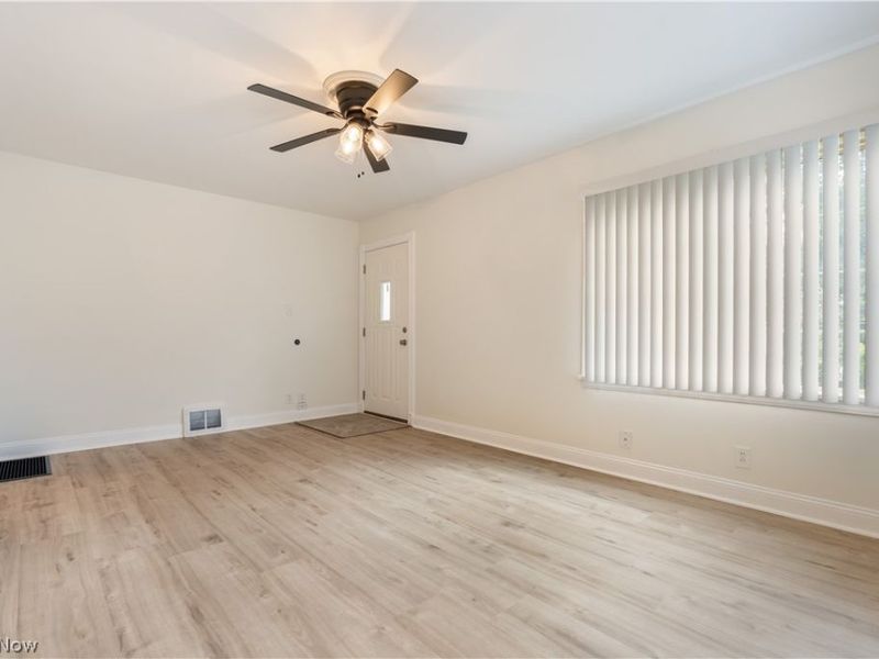 128 Woolf Avenue , Akron, OH 44312 Photo 5
