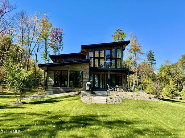 18 S Eagle S Ridge, Diamond Point, NY 12824
