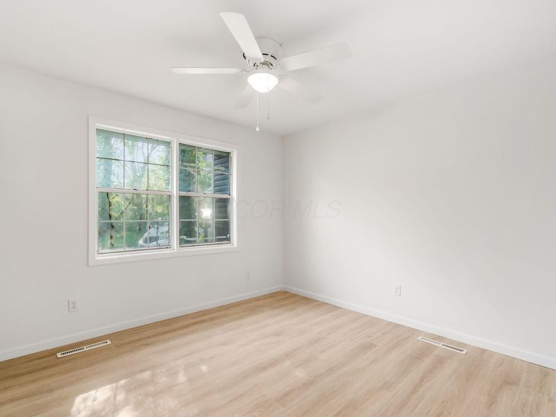 2263 Dawnlight Avenue , Columbus, OH 43211 Photo 12