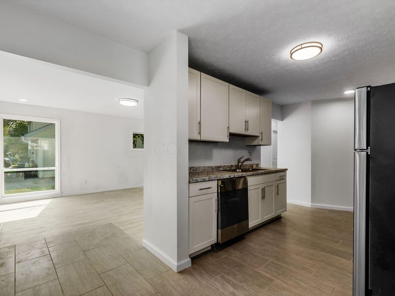 2263 Dawnlight Avenue , Columbus, OH 43211 Photo 9