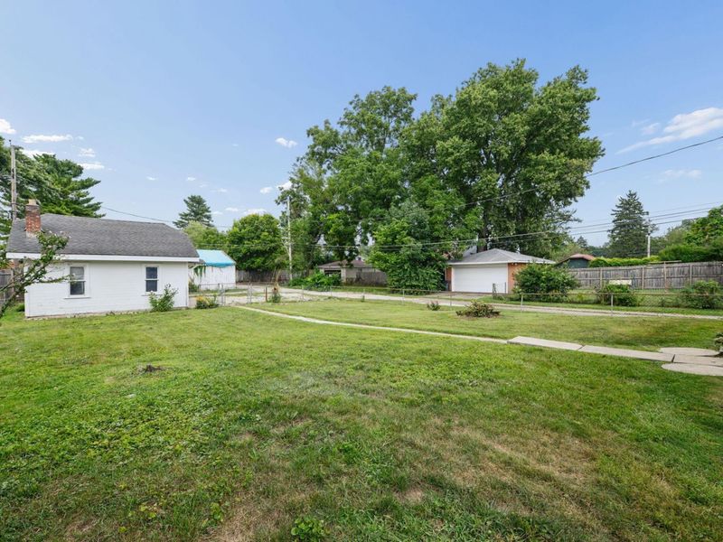 1560 Garling Avenue , Columbus, OH 43223 Photo 28