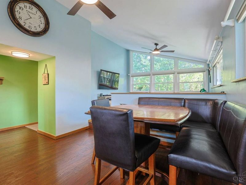 337 Glen Oaks Drive, Delhi Twp, OH 45238 Photo 13