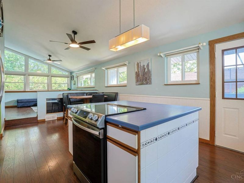 337 Glen Oaks Drive, Delhi Twp, OH 45238 Photo 18