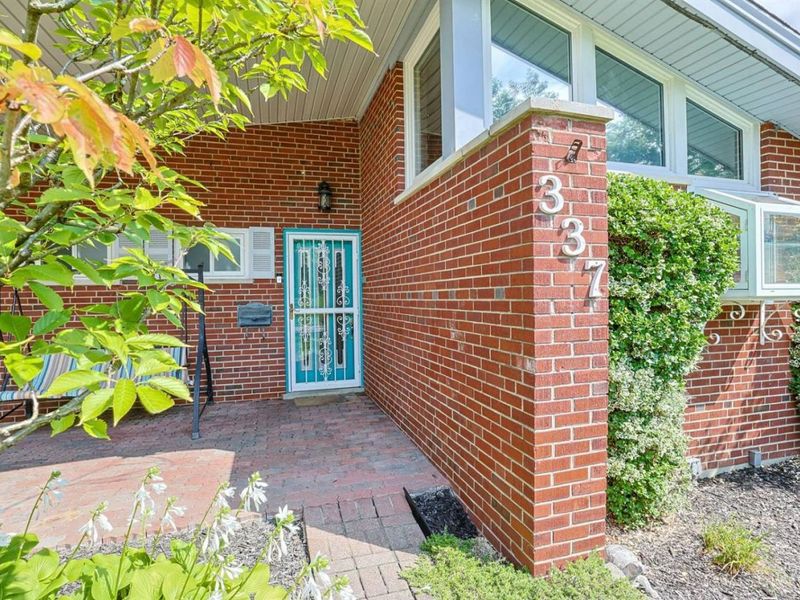 337 Glen Oaks Drive, Delhi Twp, OH 45238 Photo 5