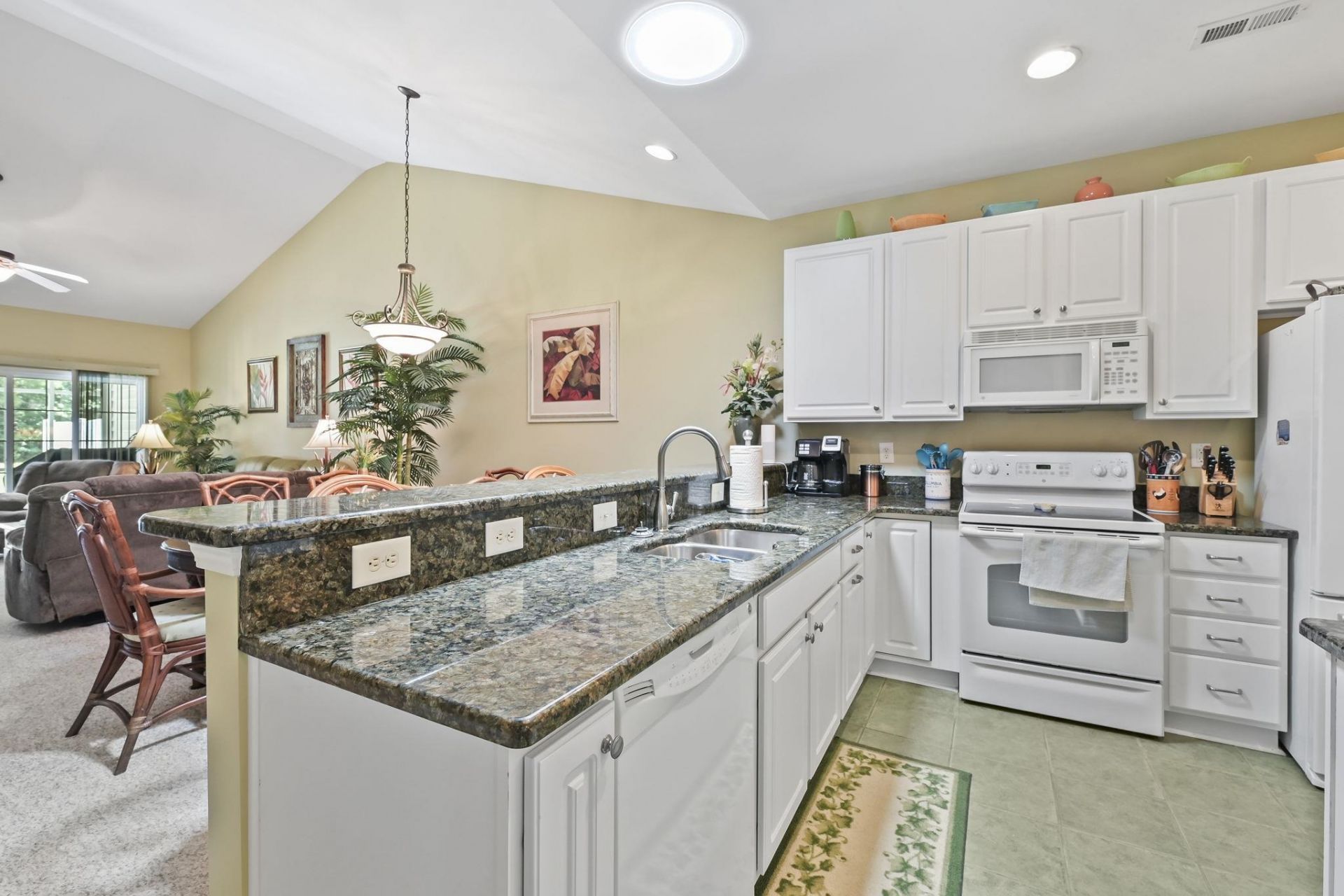 606 Botany Loop Photo 15