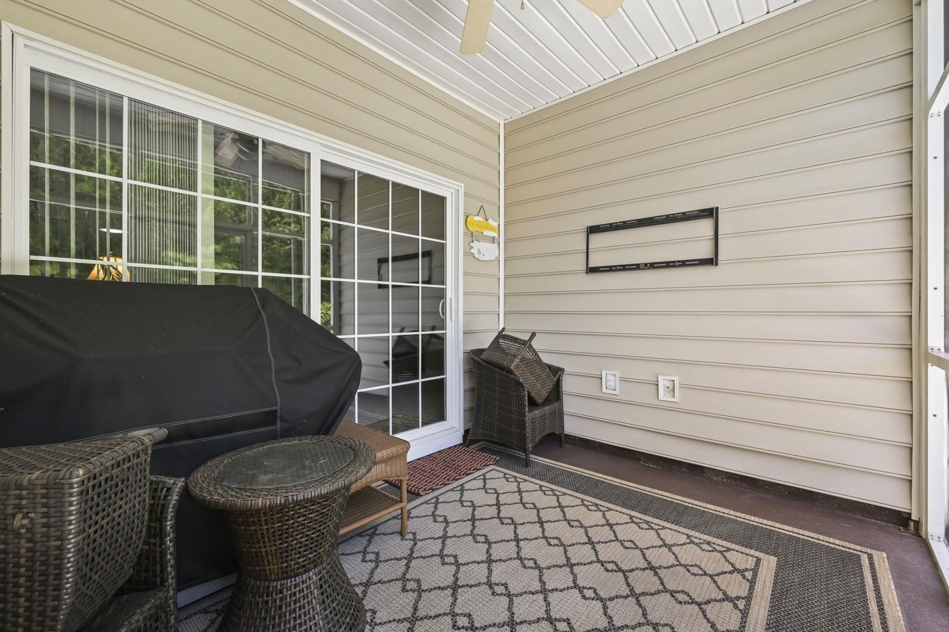 606 Botany Loop Photo 33
