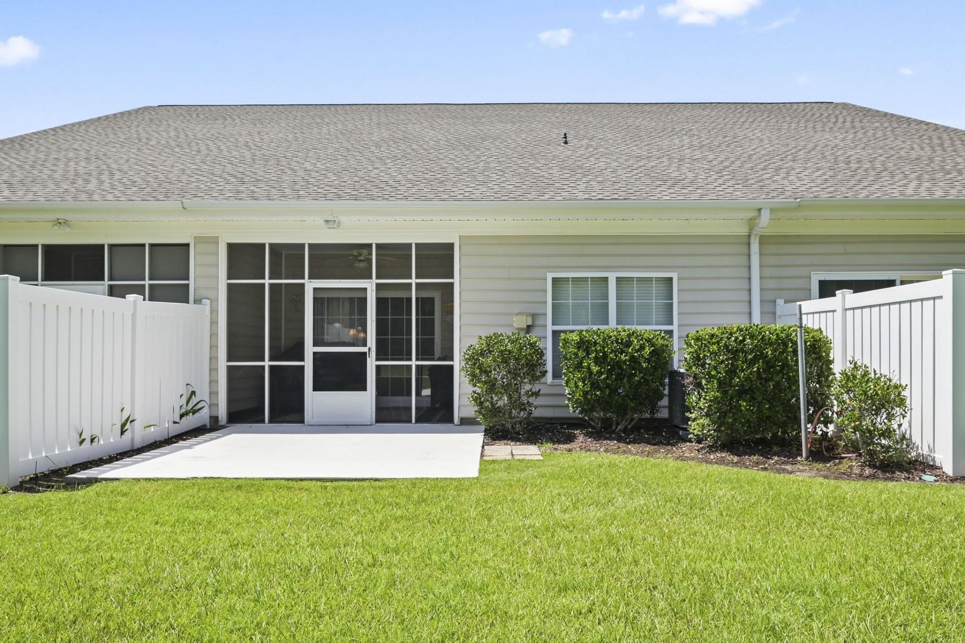 606 Botany Loop Photo 4