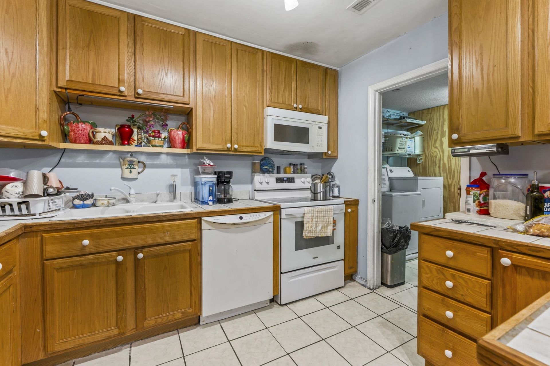 5567 Rosewood Dr. Photo 7
