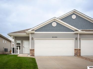 2868 Wagon Drive, Lincoln, NE 68507