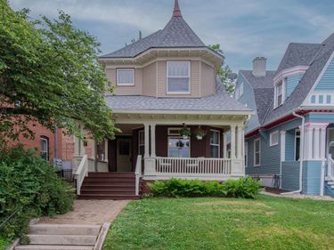 3015 Pacific Street, Omaha, NE 68105