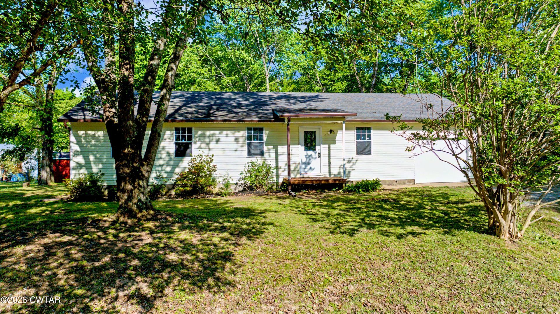 8 Powell Lake Road, Trenton, TN 38382 Main Photo