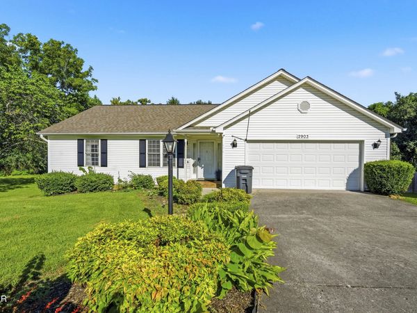 2903 Large Oak Lane, Knoxville, TN 37921