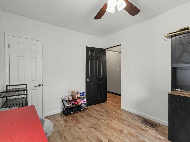 100 Sanders Drive, Florence, KY 41042 Photo 16