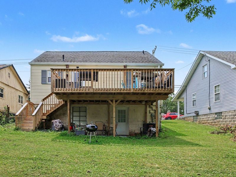 100 Sanders Drive, Florence, KY 41042 Photo 2