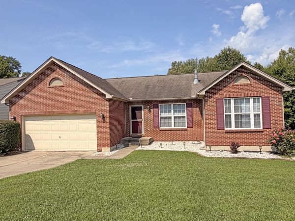 2678 Swaps Court, Burlington, KY 41005