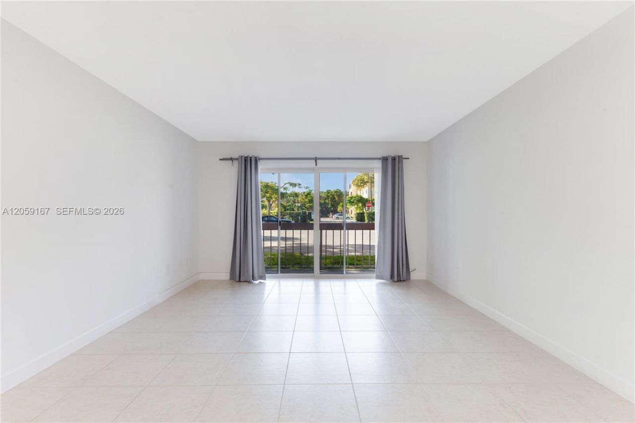 7705 Camino Real , Unit 101, Miami, FL 33143 Photo