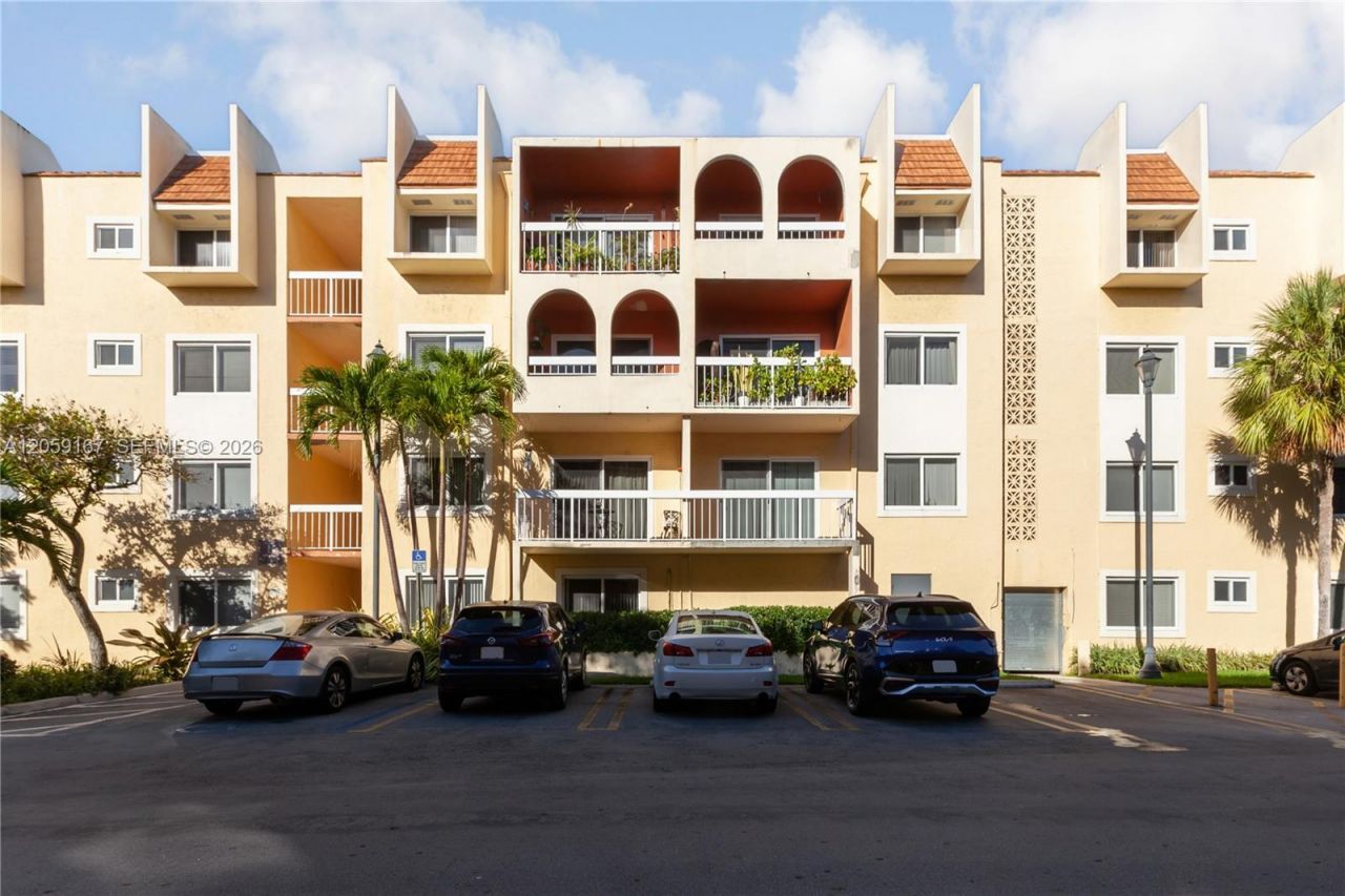 7705 Camino Real , Unit 101, Miami, FL 33143 Photo