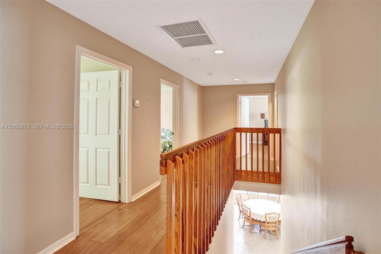 9308 NW 8th Cir, Plantation, FL 33324 Photo
