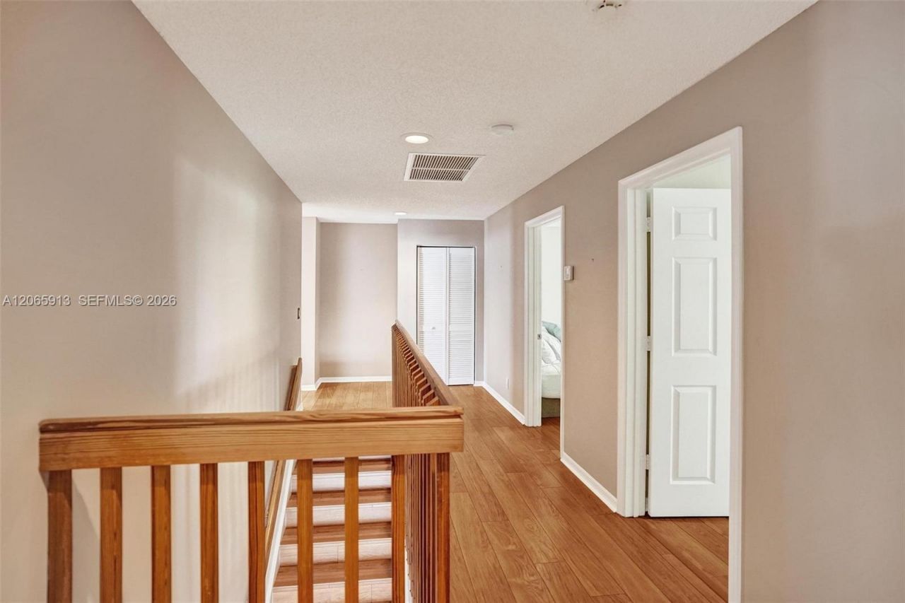 9308 NW 8th Cir, Plantation, FL 33324 Photo