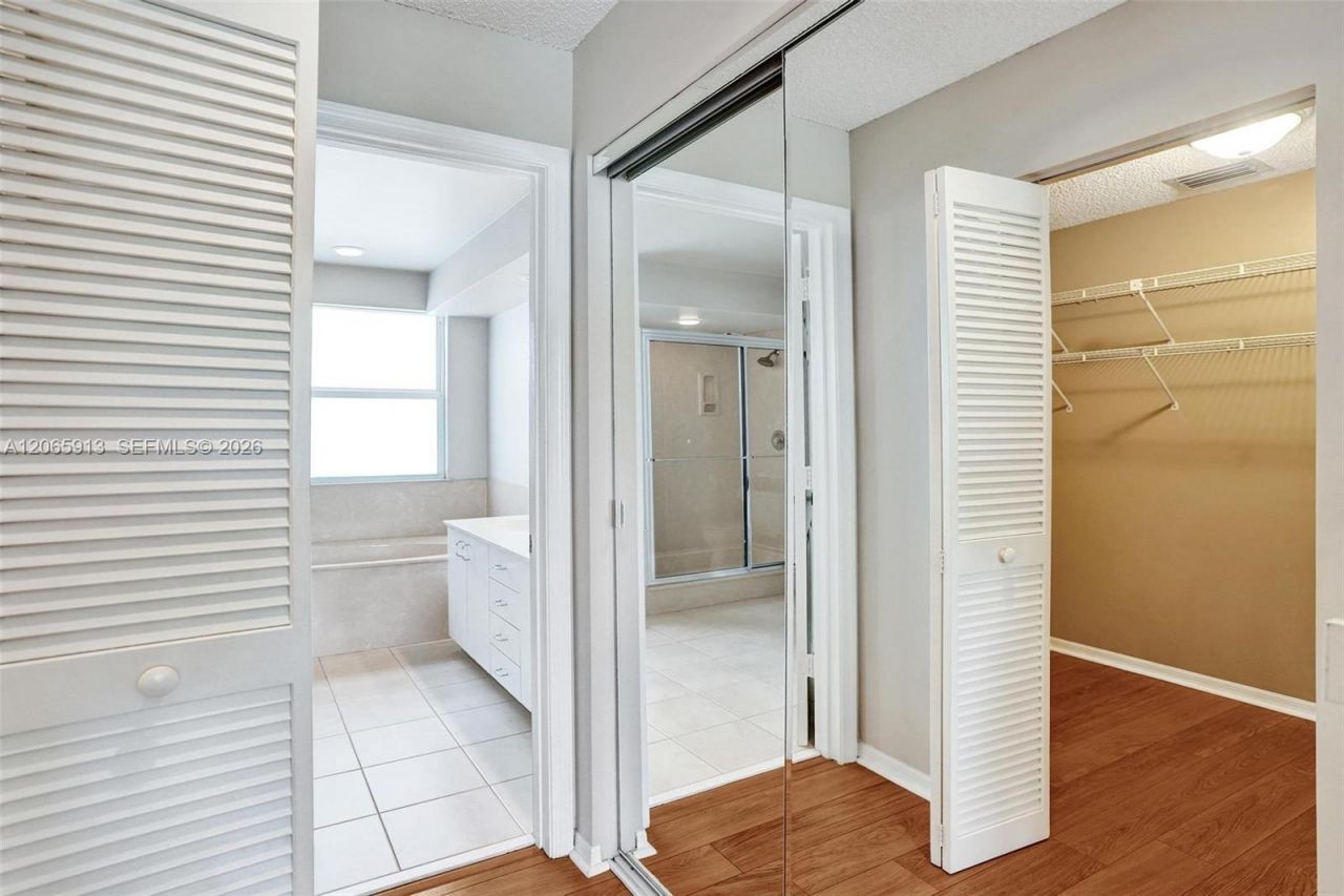 9308 NW 8th Cir, Plantation, FL 33324 Photo