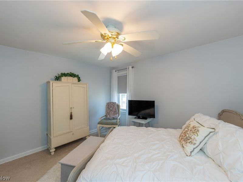 9408 S Highland Avenue , Garfield Heights, OH 44125 Photo 23
