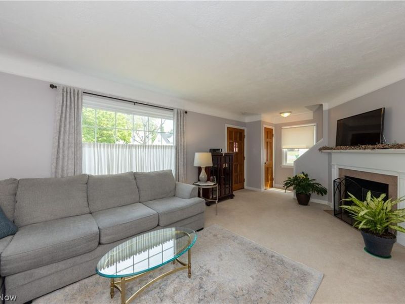 9408 S Highland Avenue , Garfield Heights, OH 44125 Photo 4