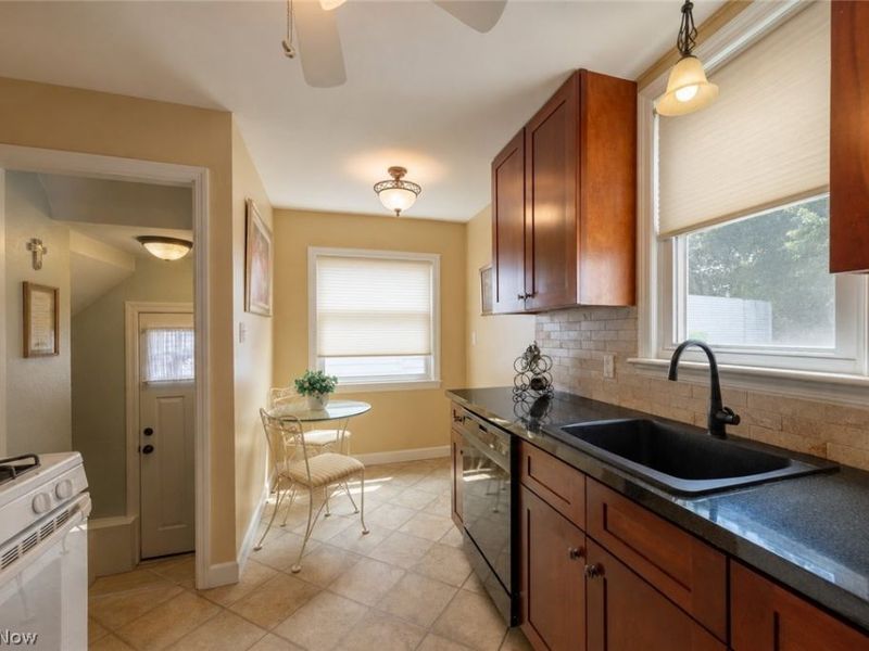 9408 S Highland Avenue , Garfield Heights, OH 44125 Photo 8