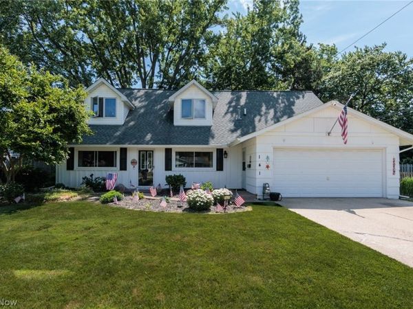 141 Sunset Drive , Berea, OH 44017