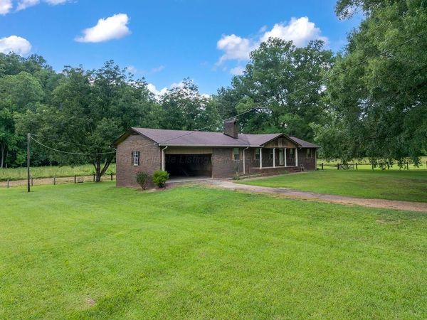 2062 YELLOW JACKET Rd, Townley, AL 35587