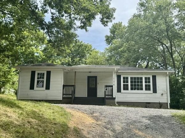 1040 6th Street NE, Cleveland, TN 37311