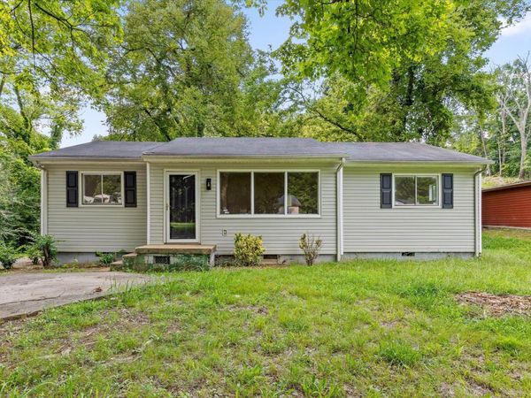 1720 Cambridge Drive , Chattanooga, TN 37411