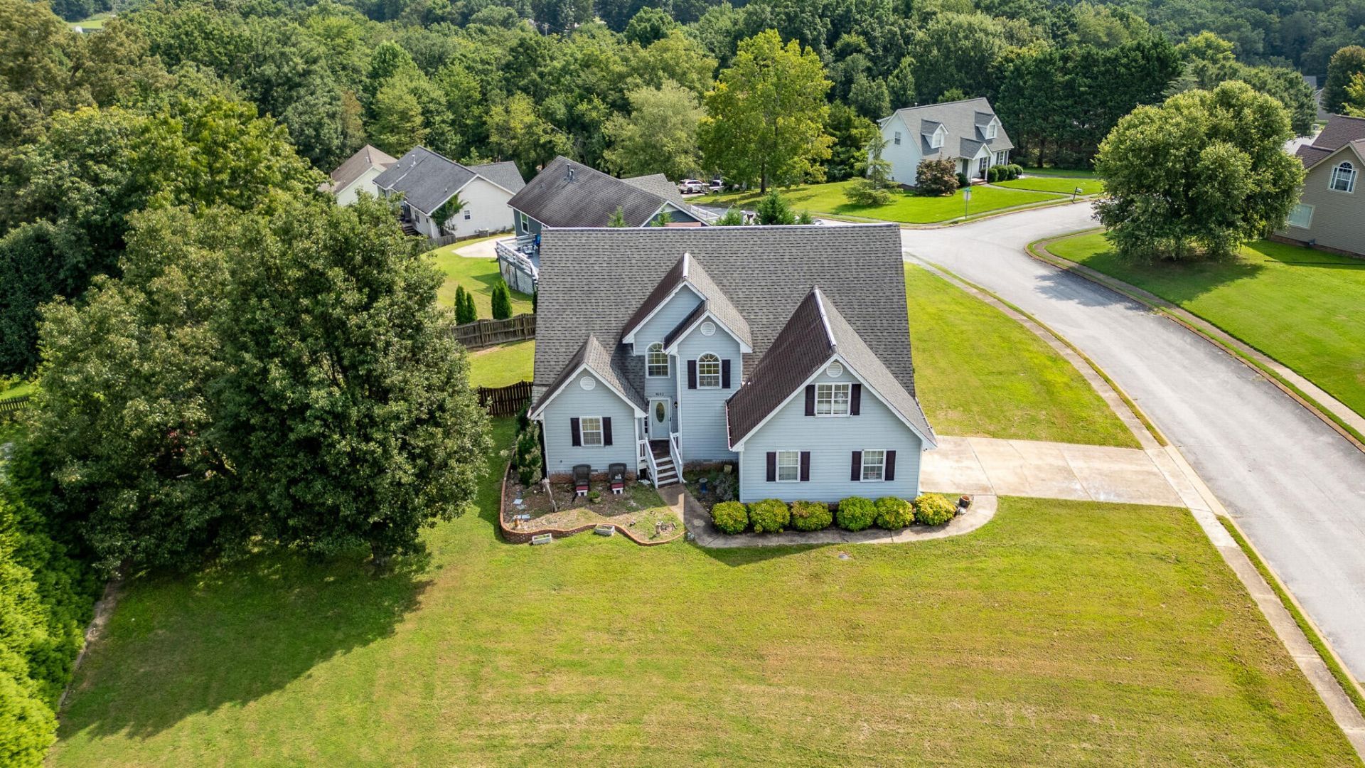 8603 Brookplace Drive Hixson, TN 37343