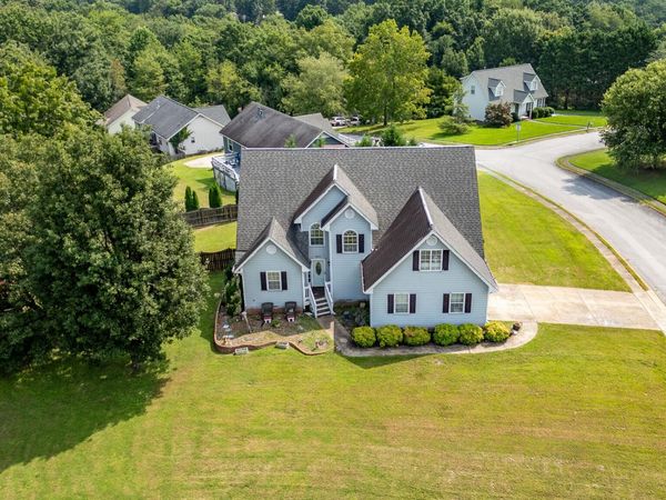 8603 Brookplace Drive , Hixson, TN 37343
