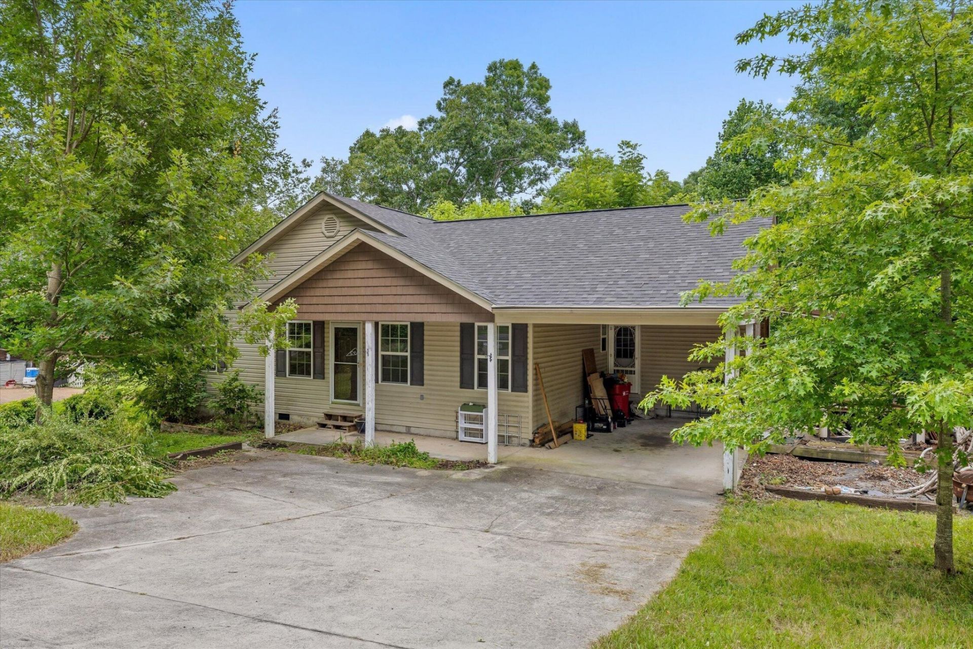 83 Evening Side Drive, Ringgold, GA 30736 Main Photo
