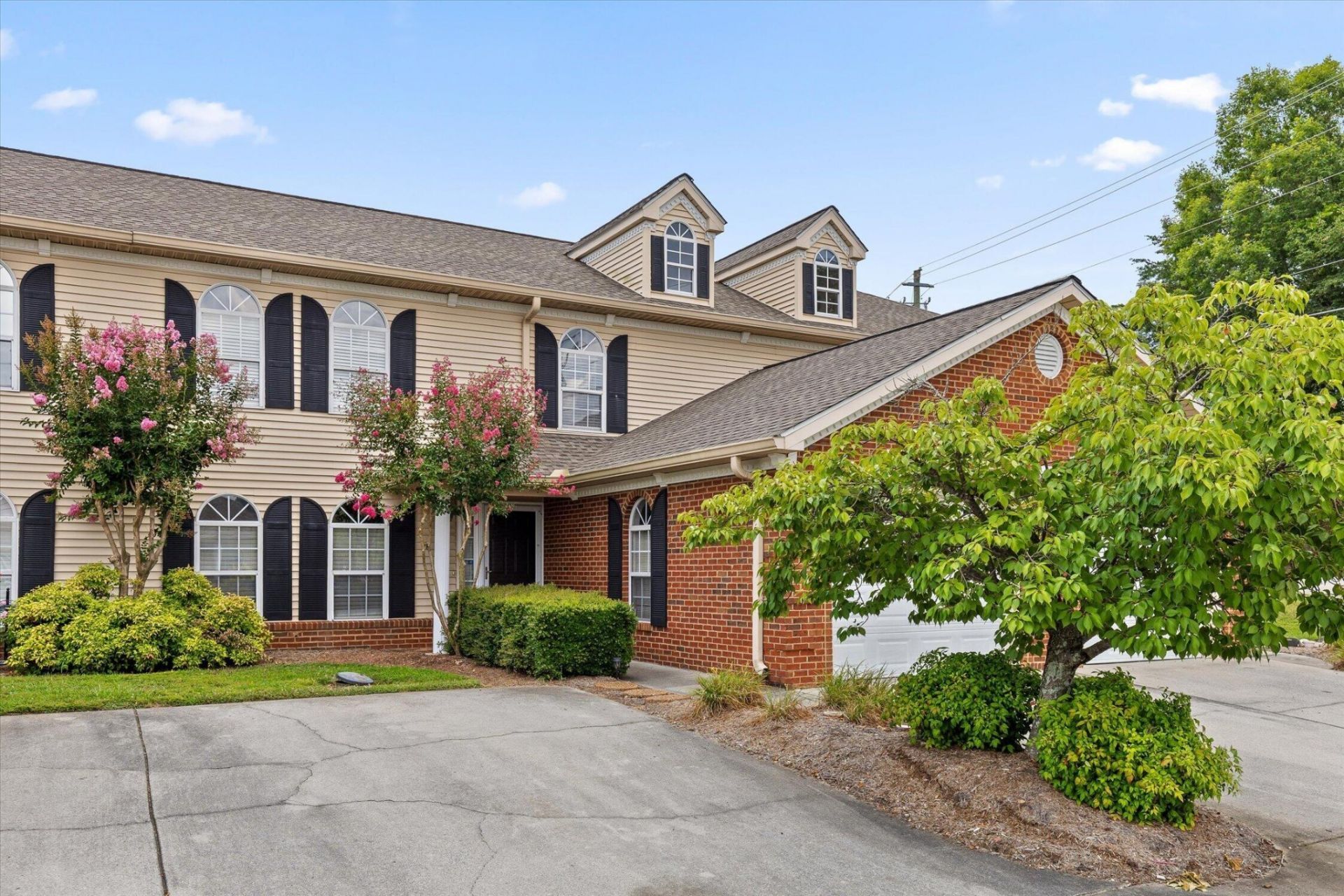 1700 Water Oak Drive, Dalton, GA 30721 Main Photo